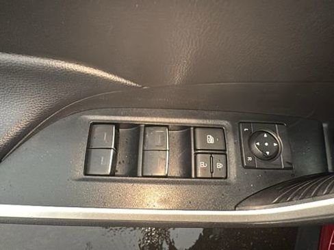 Used 2024 Toyota RAV4 XLE w/ Convenience Package image 13