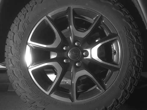 Used 2025 Jeep Compass Trailhawk image 15