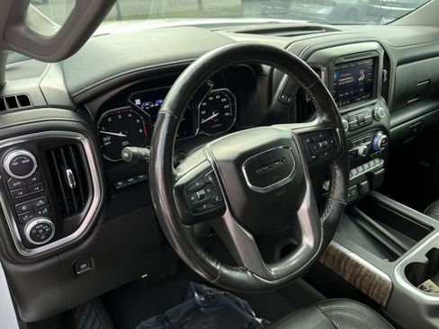 Used 2020 GMC Sierra 1500 Denali w/ Denali Ultimate Package AWD/4WD image 21