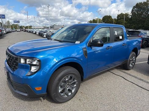 New 2025 Ford Maverick XLT w/ XLT Luxury Package image 6