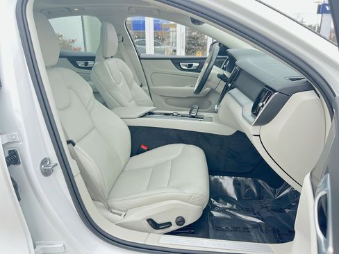 Certified 2023 Volvo S60 B5 Plus w/ Climate Package image 26