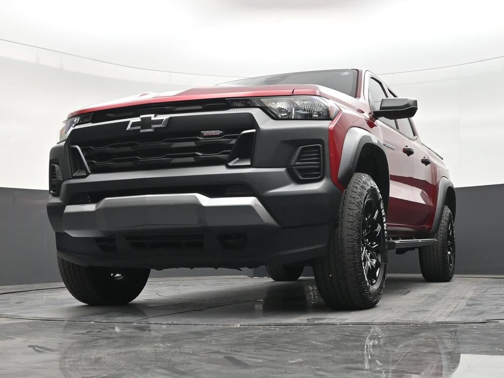 Used 2024 Chevrolet Colorado Trail Boss w/ Advanced Trailering Package AWD/4WD image 27