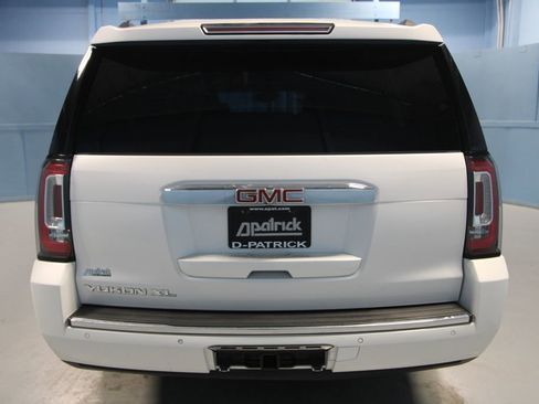 Used 2019 GMC Yukon XL Denali w/ Denali Ultimate Package image 40
