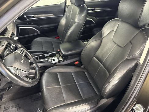 Used 2022 Kia Telluride EX w/ EX Premium Package FWD image 19