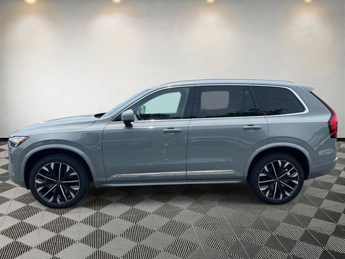 New 2026 Volvo XC90 T8 Plus w/ Protection Package Premier AWD/4WD image 6