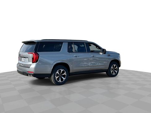 New 2026 GMC Yukon XL AT4 w/ AT4 Premium Plus Package image 8
