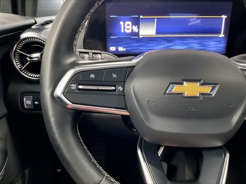 Used 2024 Chevrolet Blazer EV LT AWD/4WD image 22