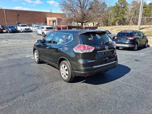 Used 2015 Nissan Rogue S FWD image 7