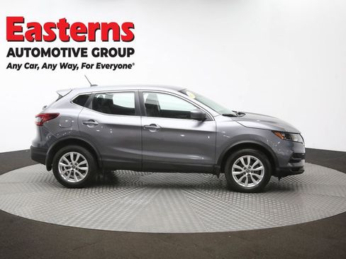 Used 2021 Nissan Rogue Sport S image 44