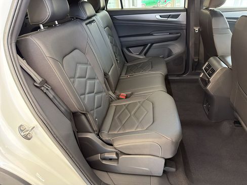 New 2026 Volkswagen Atlas Cross Sport SE AWD/4WD image 28