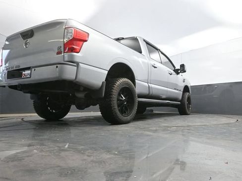 Used 2016 Nissan Titan XD AWD/4WD image 46