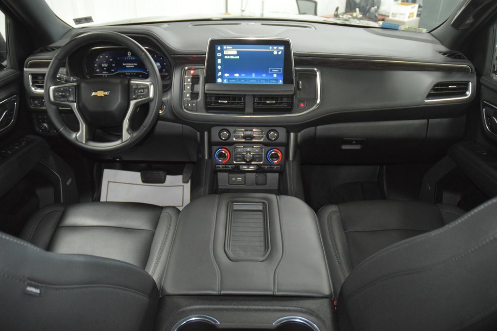 Used 2023 Chevrolet Tahoe LT w/ Luxury Package AWD/4WD image 31