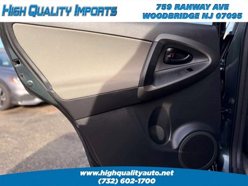 Used 2011 Toyota RAV4 4WD image 50