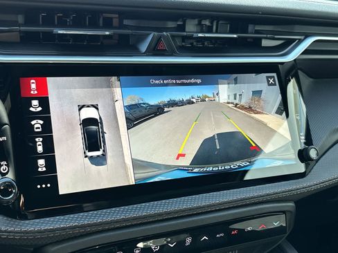 New 2026 Jeep Cherokee Overland image 22