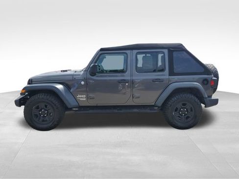 Used 2018 Jeep Wrangler Unlimited Sport AWD/4WD image 7