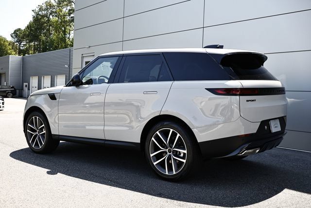 New 2027 Land Rover Range Rover Sport SE AWD/4WD image 7