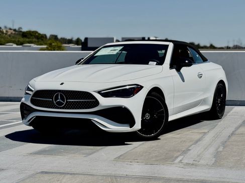 New 2026 Mercedes-Benz CLE 300 4MATIC Cabriolet image 2