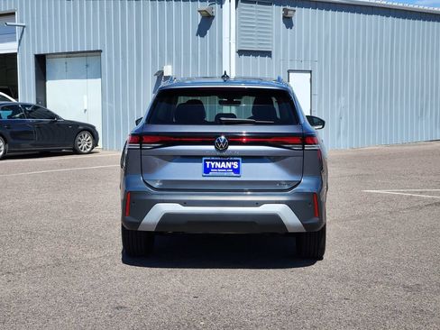 Certified 2025 Volkswagen Tiguan SE AWD/4WD image 6