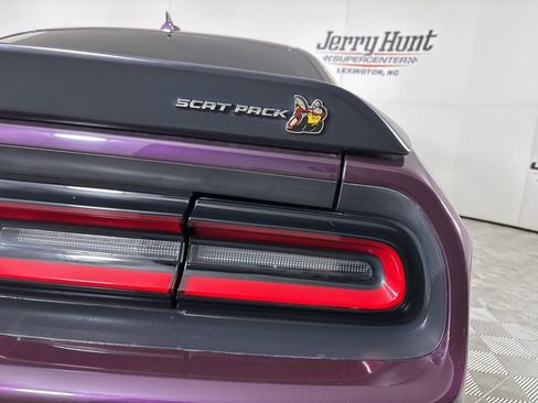 Used 2021 Dodge Challenger R/T Scat Pack image 29