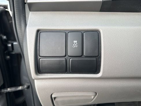 Used 2011 Honda Odyssey LX image 20