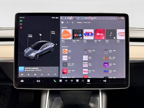 Used 2020 Tesla Model 3 Standard Range Plus RWD image 10