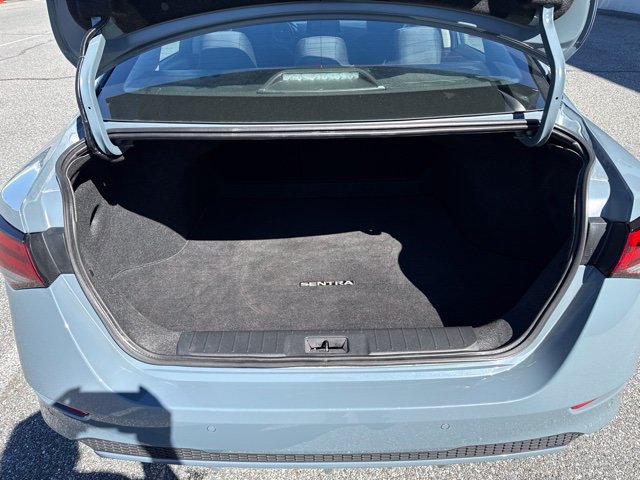 Used 2025 Nissan Sentra SV FWD image 9