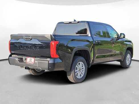 New 2026 Toyota Tundra SR5 w/ SR5 Premium Package AWD/4WD image 4