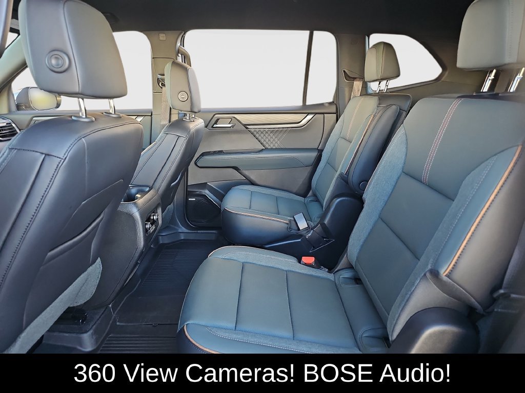 Used 2026 GMC Acadia AT4 w/ Luxury Package AWD/4WD image 19