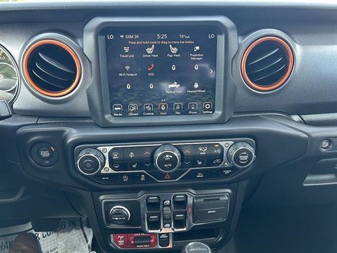 Used 2021 Jeep Gladiator Mojave AWD/4WD image 19
