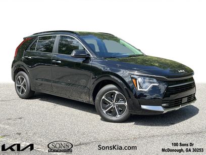 New 2025 Kia Niro SX