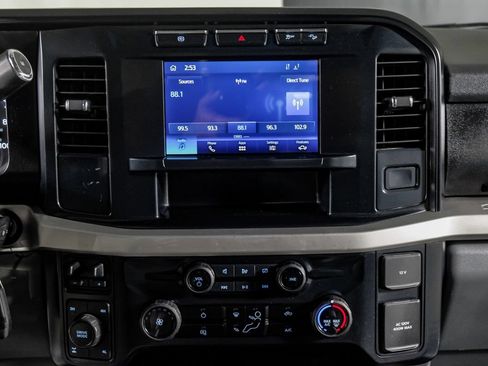 Used 2024 Ford F250 XLT w/ FX4 Off-Road Package AWD/4WD image 24