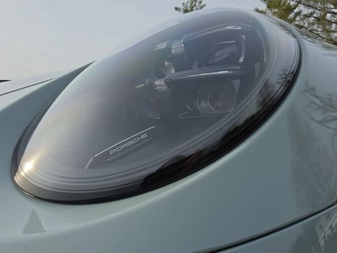 Used 2025 Porsche 911 Carrera 4 GTS image 31