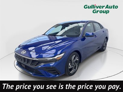 Used 2025 Hyundai Elantra Limited