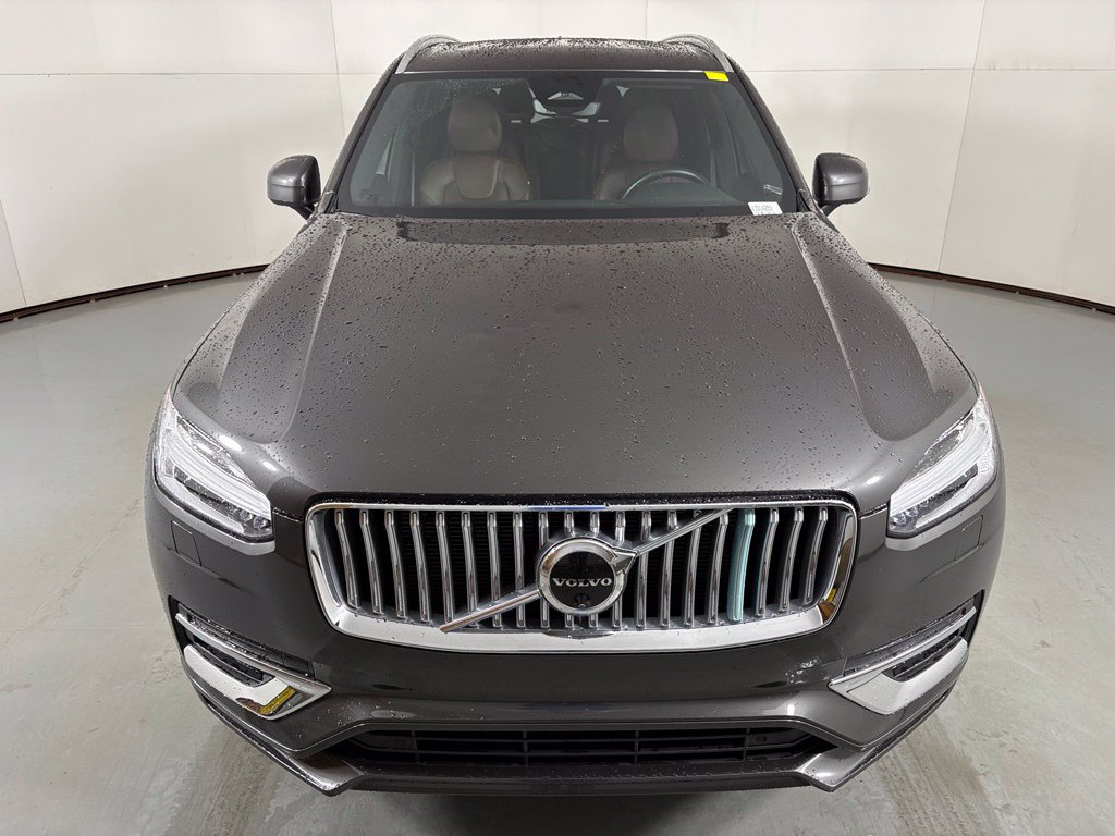 Used 2024 Volvo XC90 B6 Plus w/ Protection Package Premier AWD/4WD image 3