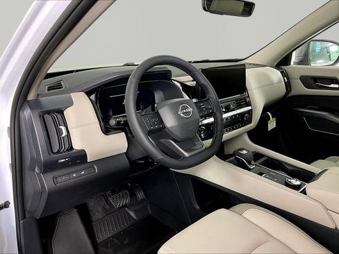 New 2026 Nissan Pathfinder SL AWD/4WD image 15