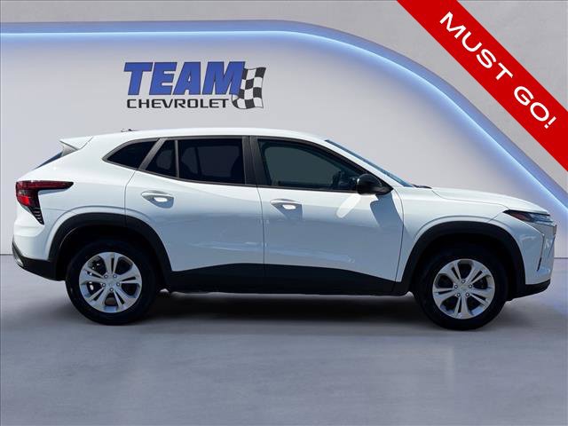 Certified 2026 Chevrolet Trax LS FWD image 4