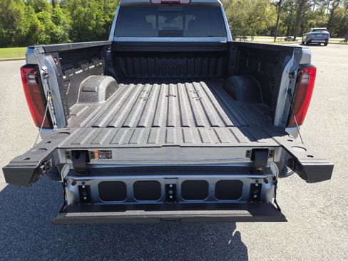 New 2026 GMC Sierra 2500 SLT w/ SLT Premium Package AWD/4WD image 23