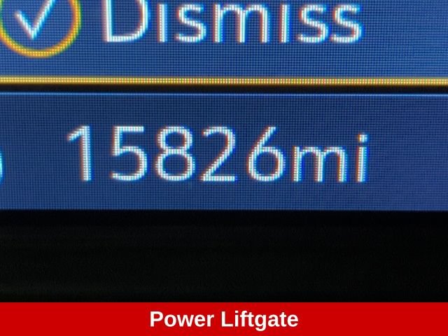 Used 2023 Buick Enclave Essence FWD image 14