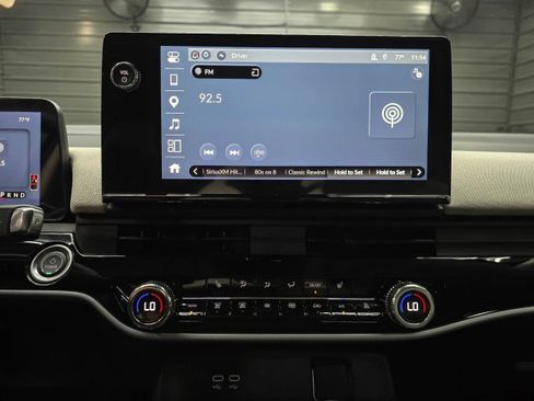 Used 2025 Honda Prologue EX image 25