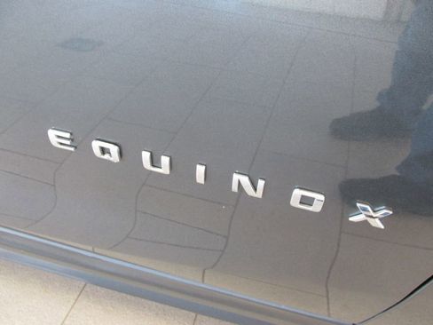 Used 2018 Chevrolet Equinox LT image 10