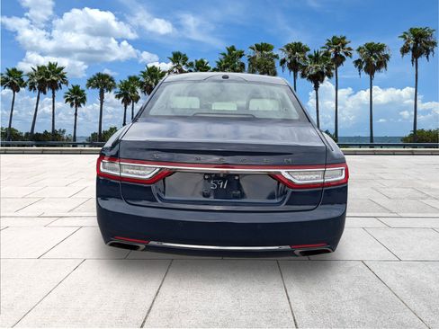 Used 2017 Lincoln Continental Black Label w/ Rear-seat Package image 7