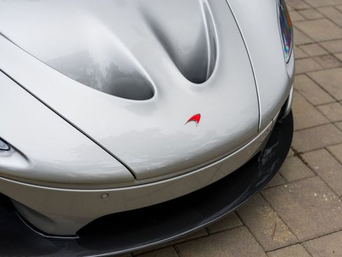 Used 2015 McLaren P1 RWD image 6