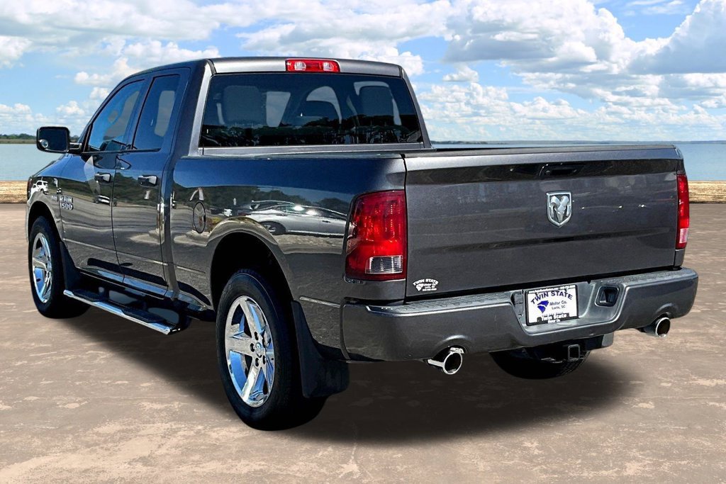 Used 2017 RAM 1500 Express RWD image 5