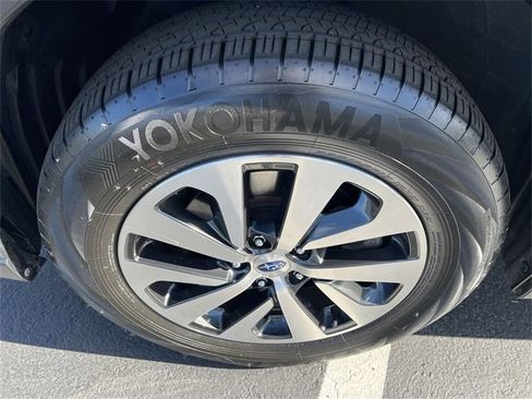 Used 2023 Subaru Outback Premium image 17