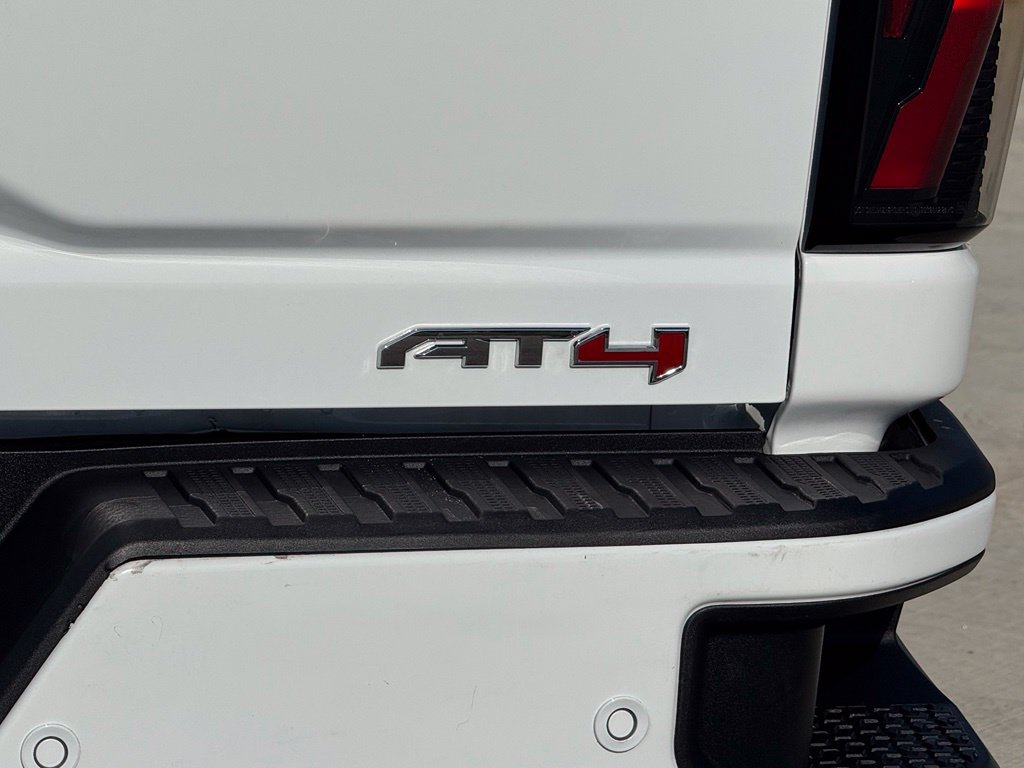 Used 2026 GMC Sierra 2500 AT4 w/ AT4 Premium Plus Package AWD/4WD image 45