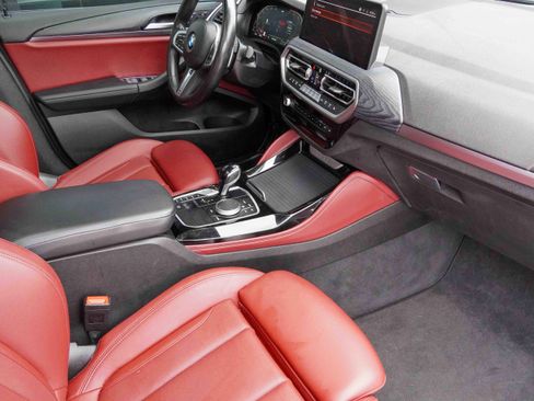 Certified 2023 BMW X4 xDrive30i w/ M Sport Package image 11