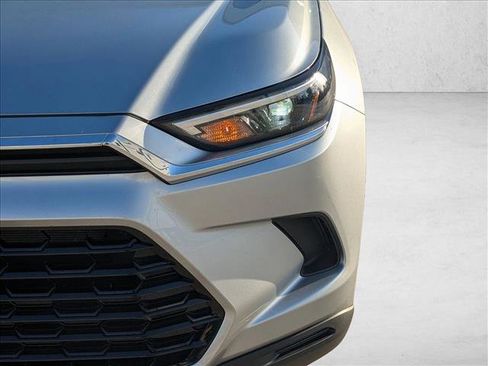 Used 2025 Toyota Grand Highlander FWD image 9
