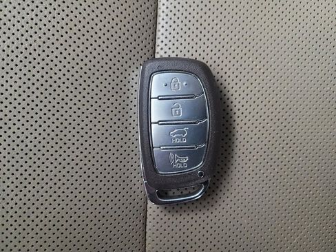 Used 2017 Hyundai Tucson Limited w/ Limited Ultimate Package 03 image 32