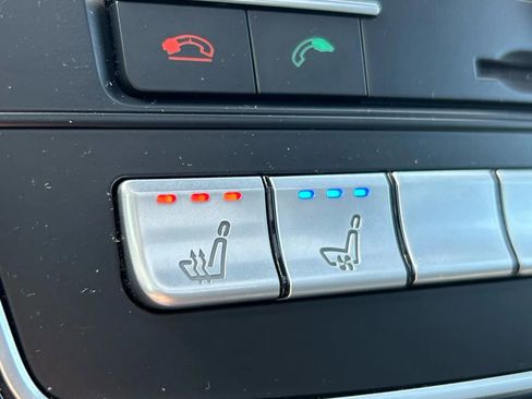 Used 2018 Mercedes-Benz GLE 43 AMG GLE 43 Sport Utility 4D image 24