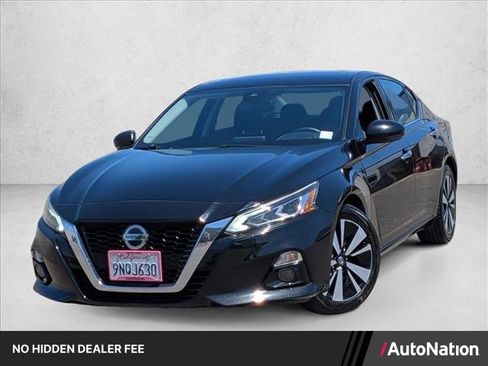 Used 2019 Nissan Altima 2.5 SV FWD image 1